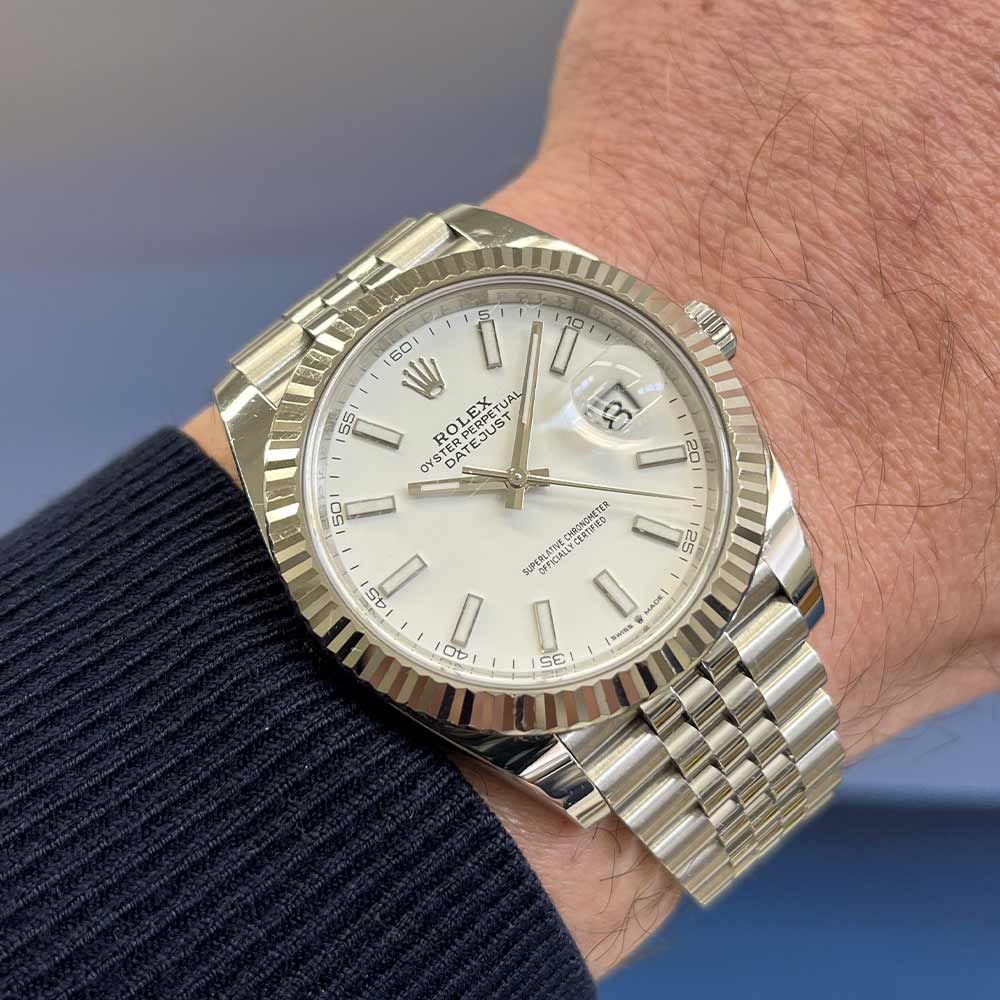longines conquest secondo polso_temporè orologeria modica_immagine dimostrativa