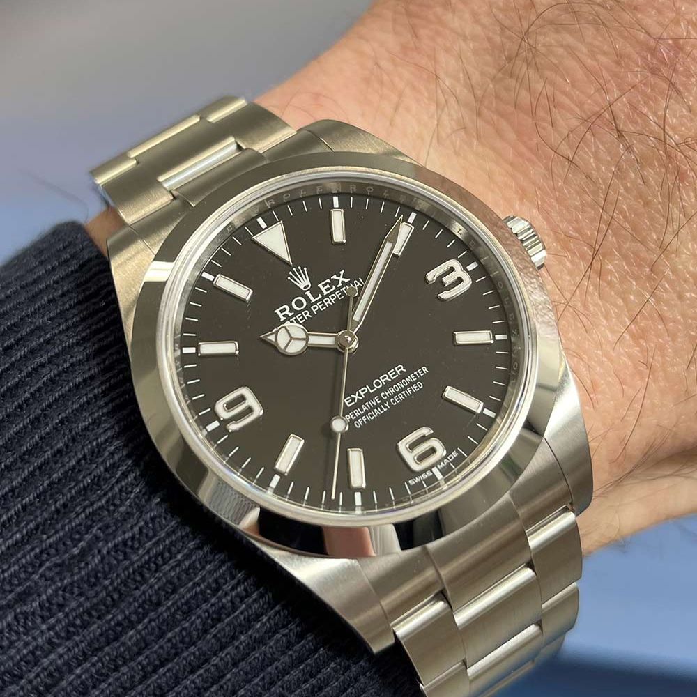 rolex explorer 39 mm secondo polso_3